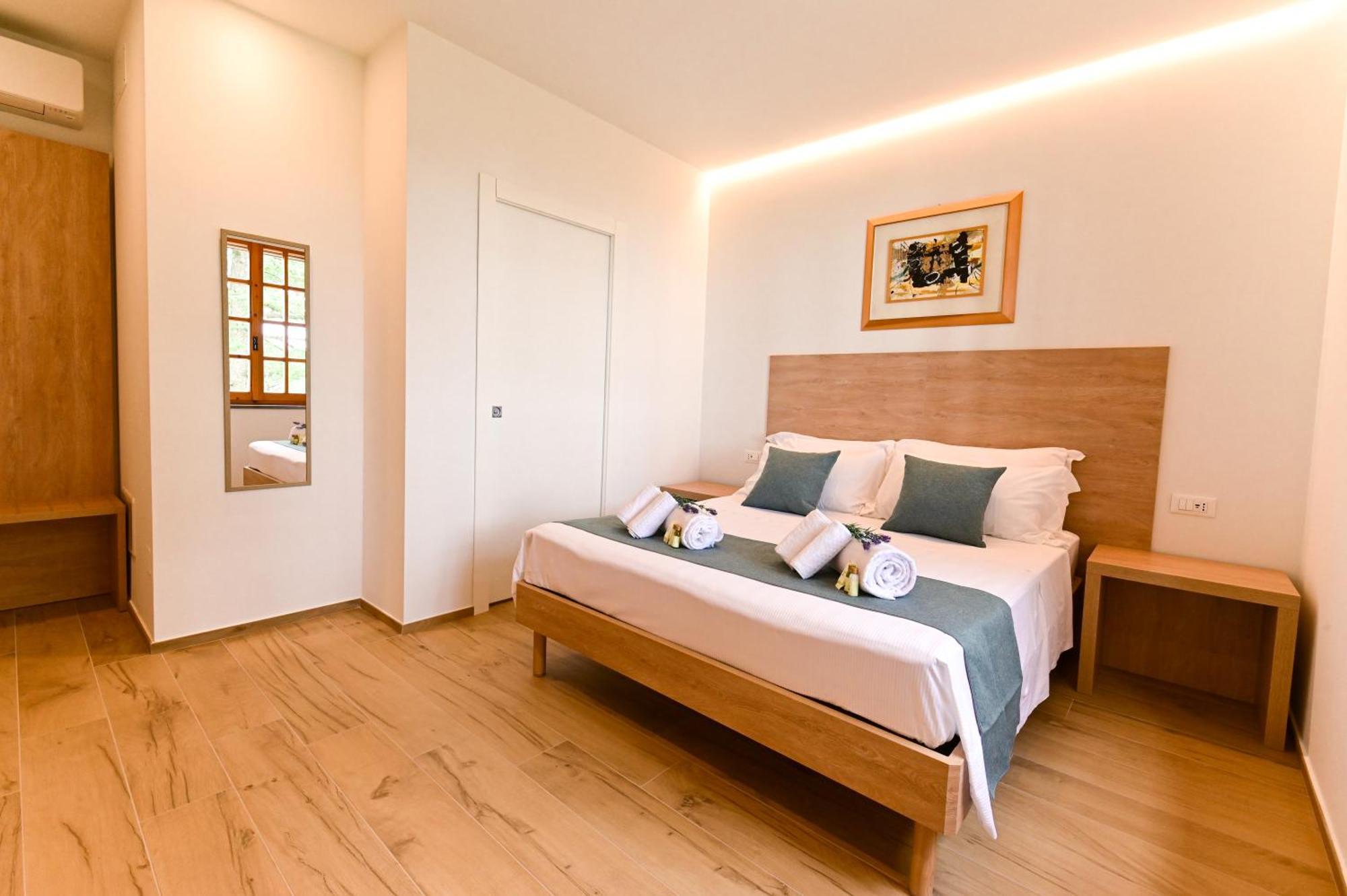 פוטנצה פיצ'נה Villa Lucilla - B&B Rooms And Pool מראה חיצוני תמונה