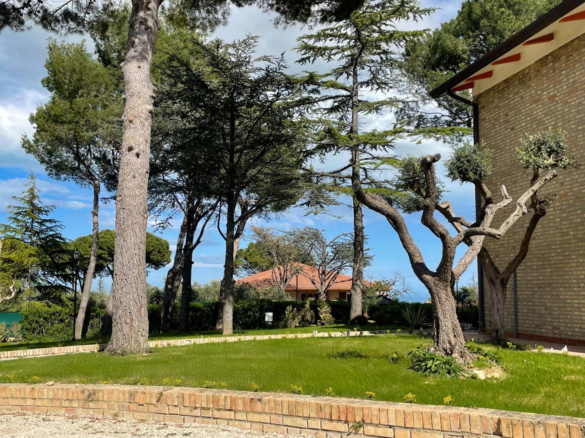 פוטנצה פיצ'נה Villa Lucilla - B&B Rooms And Pool מראה חיצוני תמונה