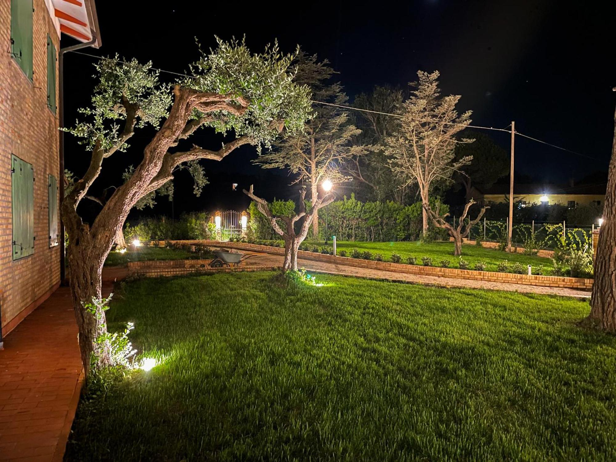 פוטנצה פיצ'נה Villa Lucilla - B&B Rooms And Pool מראה חיצוני תמונה